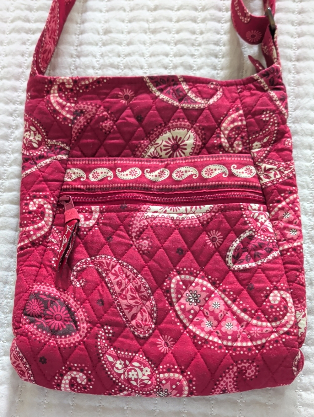 Vera Bradley Mesa Red Paisley Quilted Crossbody